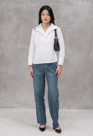 
            
                Load image into Gallery viewer, Gigi Shirt White
            
        