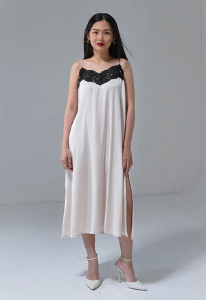 
            
                Load image into Gallery viewer, Holly Sleeveless Maxi Dress - Champagne
            
        