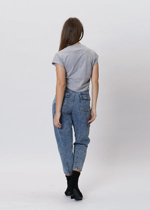 
            
                Load image into Gallery viewer, Ingre Tuck Tee
            
        