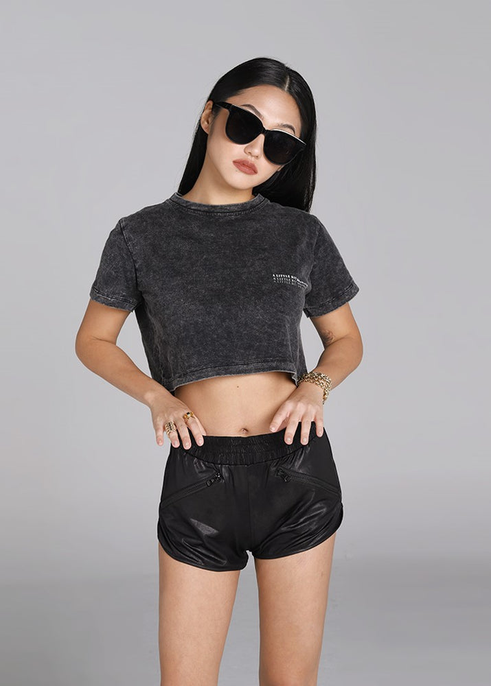 A little dramatic Oversized Cropped Tee