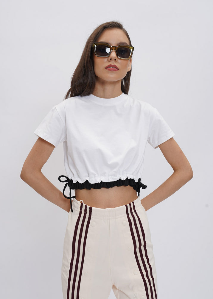 Carrie Ruched Cropped Tee - Black